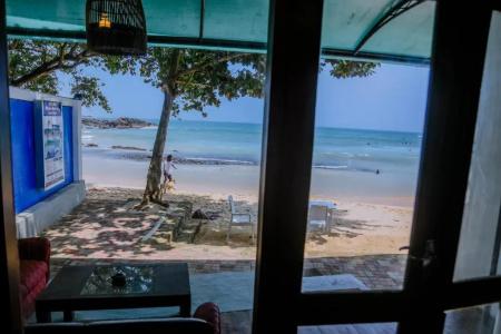 Coral Beach - 23