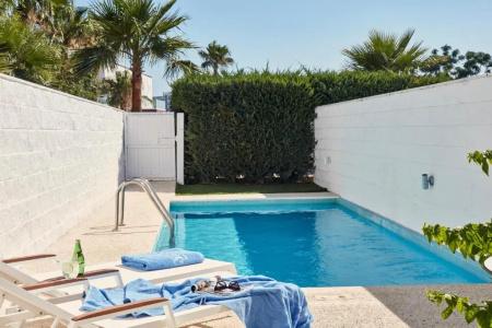 So White Club Resort - 39
