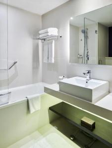 Pullman Dubai Creek City Centre Residences - 22