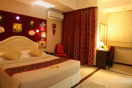 Le Vieux Nice Inn - 5
