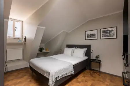 Old Town Stay - 96
