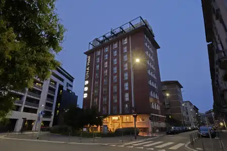 Unahotels Mediterraneo Milano - 0