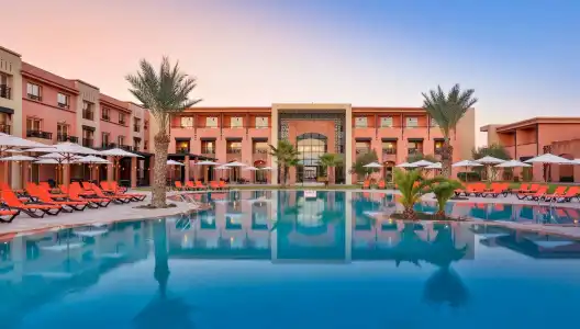 Zephyr Club Resort and Spa - 11