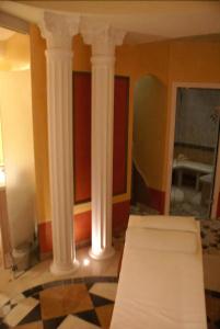 Baby Bed and Breakfast - 9