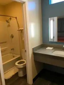 Lincoln Park Motel - 47
