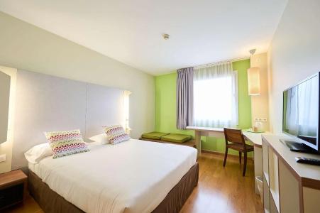 Travelodge Barcelona Cornellà Fira - 25