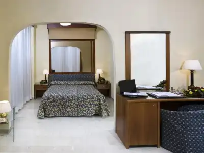 Savoy - 0