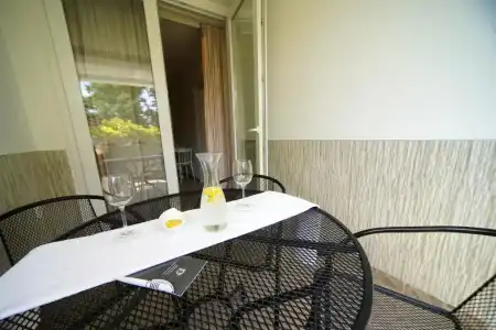 Apartments and Rooms Degra - 83