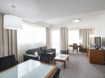 Majestic Roof Garden - 69
