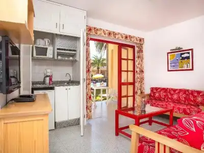 Apartamentos THe Koala Garden Suites - 3