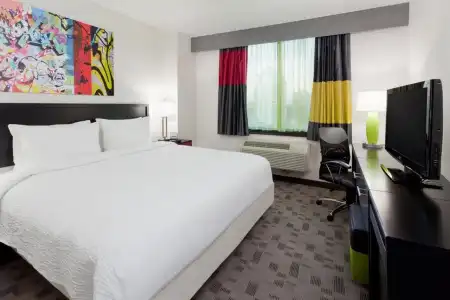 Fairfield Inn & Suites New York Queens/Queensboro Bridge - 2