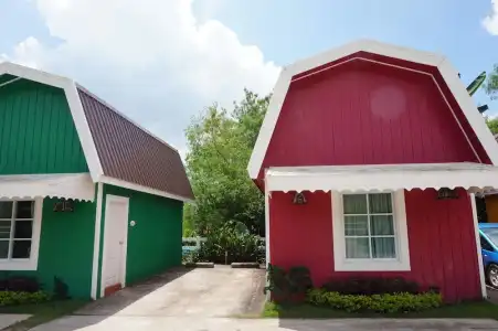 Color Ville Resort - 33