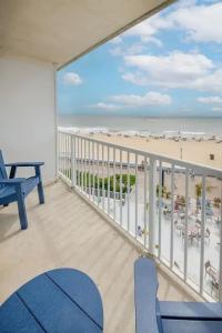 Commander & Suites - 99