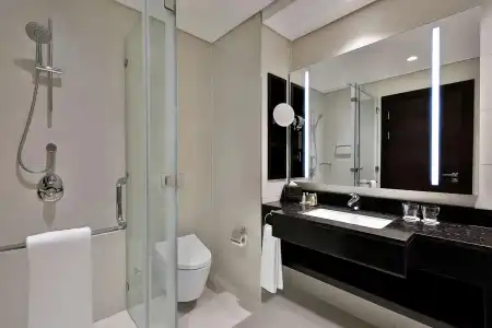 DoubleTree by Hilton Doha - Al Sadd - 42