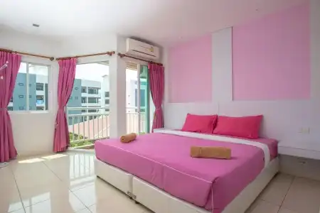 Nanachart Bangsaen - 5