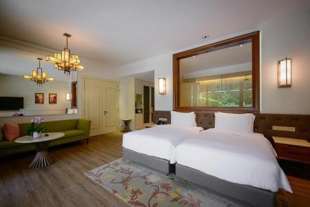 Resorts World Sentosa - Equarius - 32