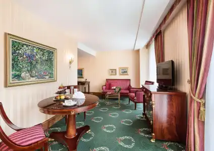 Best Western Premier Grand Russischer Hof - 28