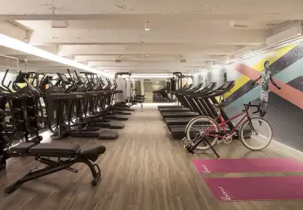 Moxy NYC Times Square - 33