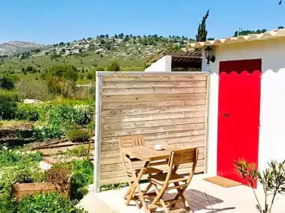 Hôtel Les Volets Rouges - Cassis - 64