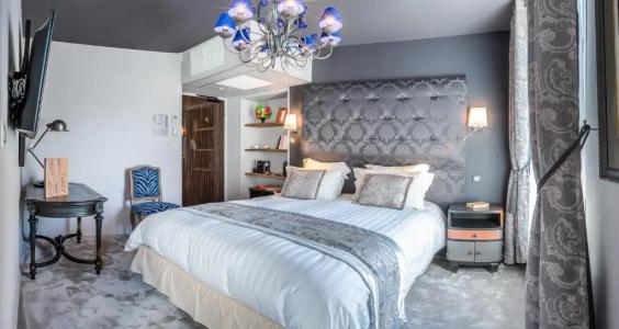 BRIT PRIVILEGE LISIEUX – La Villa des Arts - 43