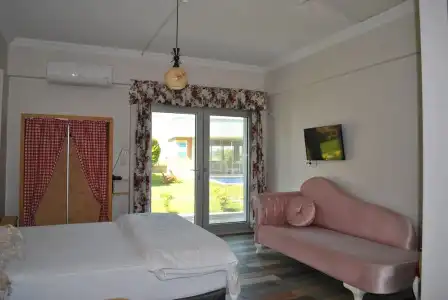 La Vida Otel - 4