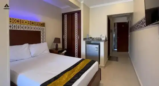 Pyramids Height Inn - 24
