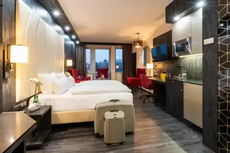PLAZA Premium Schwerin - 9