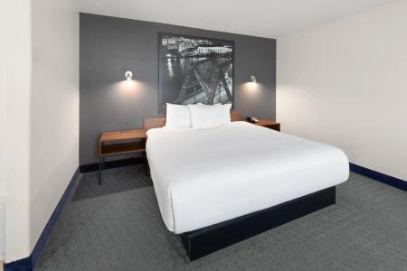 Super 8 by Wyndham Trois-Rivieres - 47