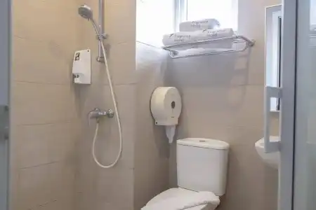 ibis budget Singapore Sapphire - 9