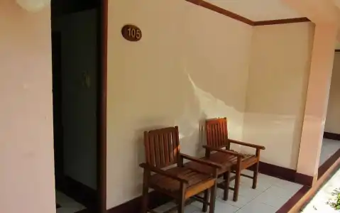 Oasis Resort - 9