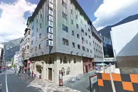 Yomo Eureka - 11