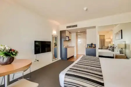 Cosmo Apartment - 88
