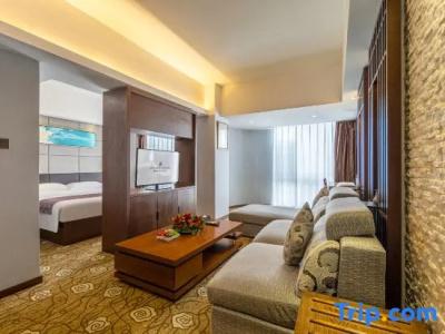 Kunming City Golf - 19