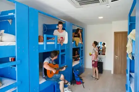 Marco Polo Party Hostel - 26