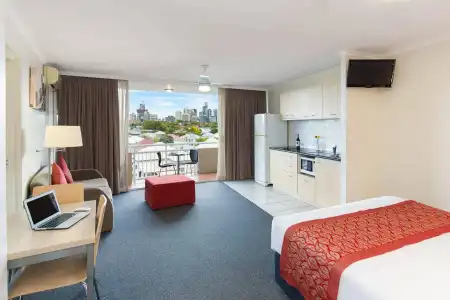 The Wellington Apartment - 1