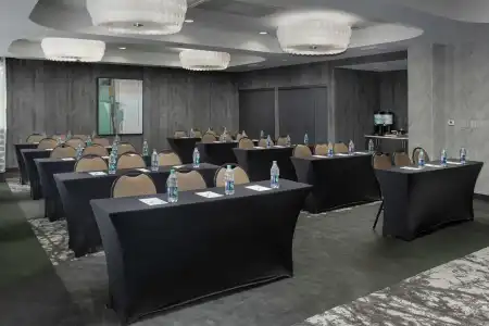 Hilton Garden Inn Miami Brickell South - 19