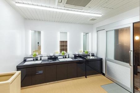 Y’s Hanshin Amagasaki Ekimae - 1