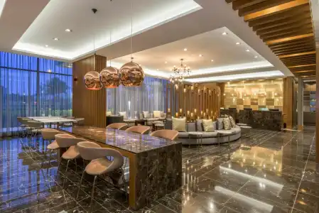 Courtyard by Marriott Prague Airport - 1