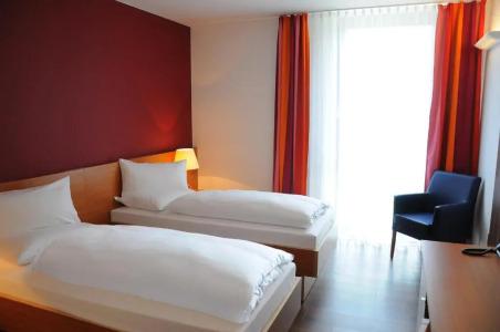 TOP EMBRACE Franz Essen - 35