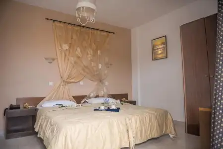 Antonios - 3