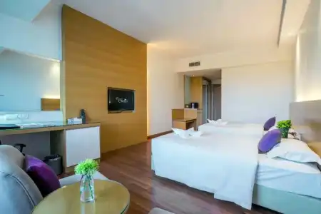 Crystal Crown Petaling Jaya - 37