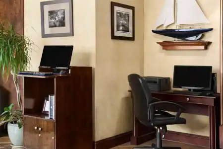 Ramada Inn of Naples - 3
