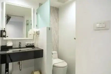 Sabai Sathorn - 251