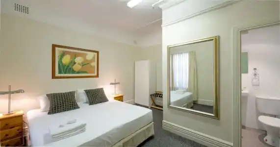 Neutral Bay Lodge - 4