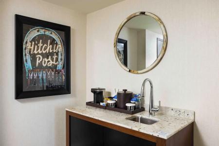 Hilton Austin - 44
