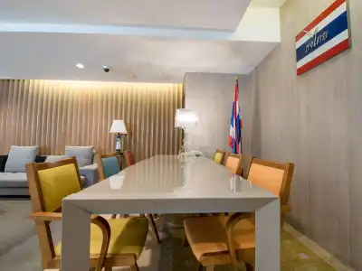 Beyond Suite - 20