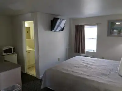 Crystal Sands Motel - 30