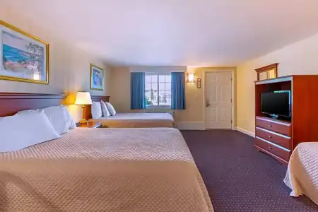 Ogunquit & Suites - 62