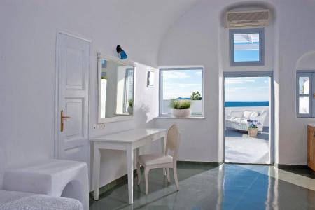 Cliff Side Suites - 5