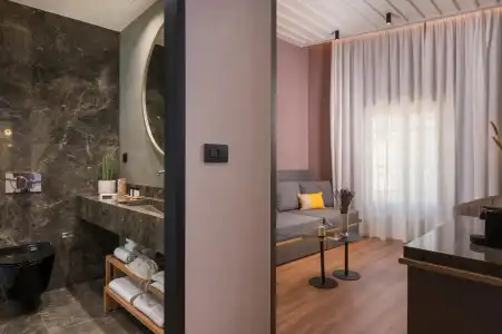 Veneri Boutique Suites - 33